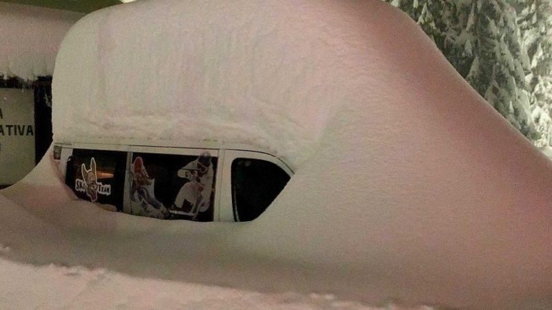 Η Ιταλία «πνίγηκε» στο χιόνι – Εντυπωσιακές φωτογραφίες
