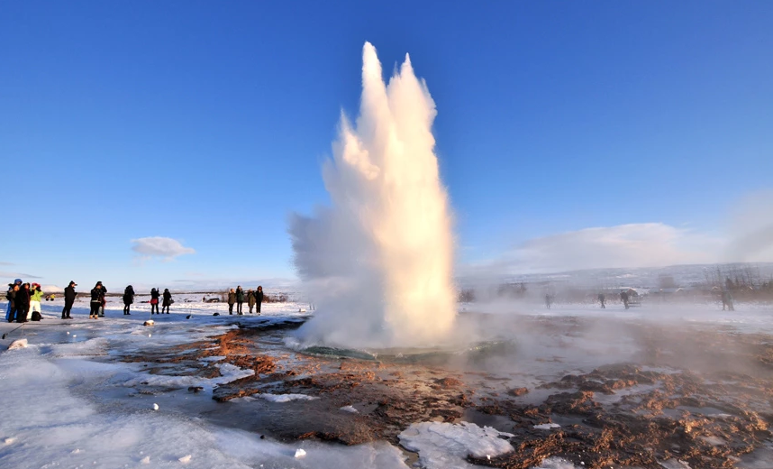 Οι θερμοπίδακες της Ισλανδίας: Ένα από τα πιο εντυπωσιακά φυσικά φαινόμενα