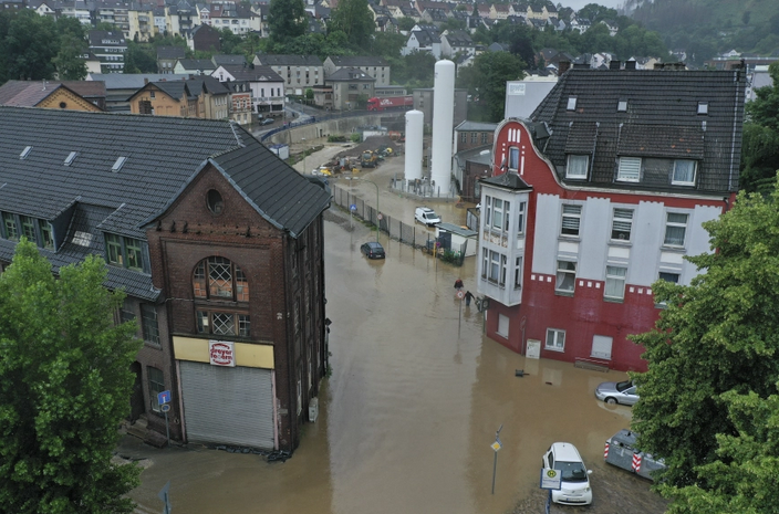 Γερμανία: Φονικές πλημμύρες – Τουλάχιστον 11 νεκροί και 70 αγνοούμενοι