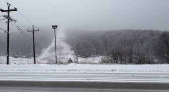 ΧΙΟΝΙΖΕΙ ΣΤΟ ΠΙΣΟΔΕΡΙ ΤΗΣ ΦΛΩΡΙΝΑΣ (φώτο+βίντεο)