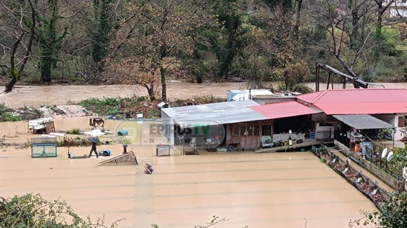 Υπερχείλιση του ποταμού Λούρου στην Ήπειρο! (φωτο)